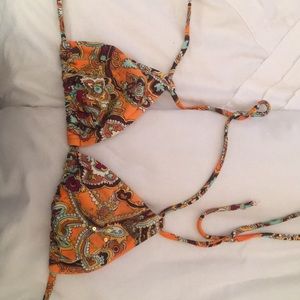 Size Small Orange Roxy Triangle top